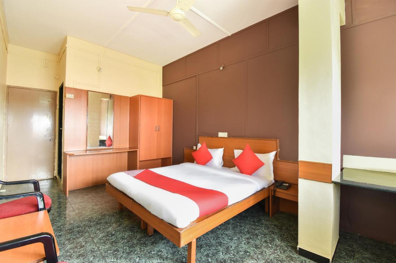 Oyo 63264 Hotel Shamiana Pandharpur Eksteriør billede