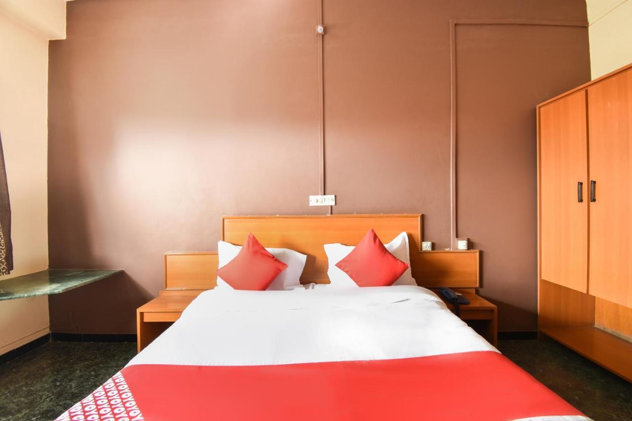 Oyo 63264 Hotel Shamiana Pandharpur Eksteriør billede